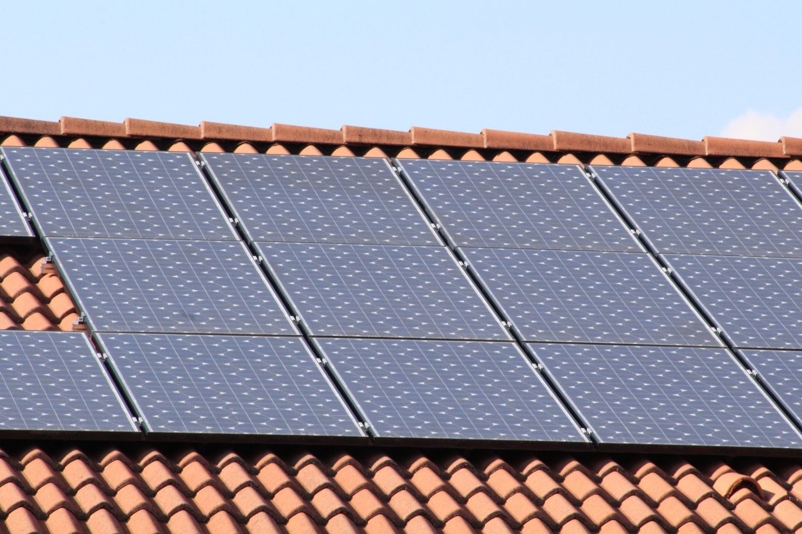 Überspannungsschutz für Photovoltaikanlagen ist wichtig